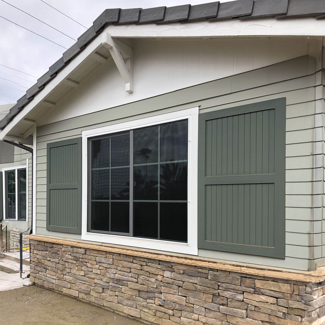 Window screens installed